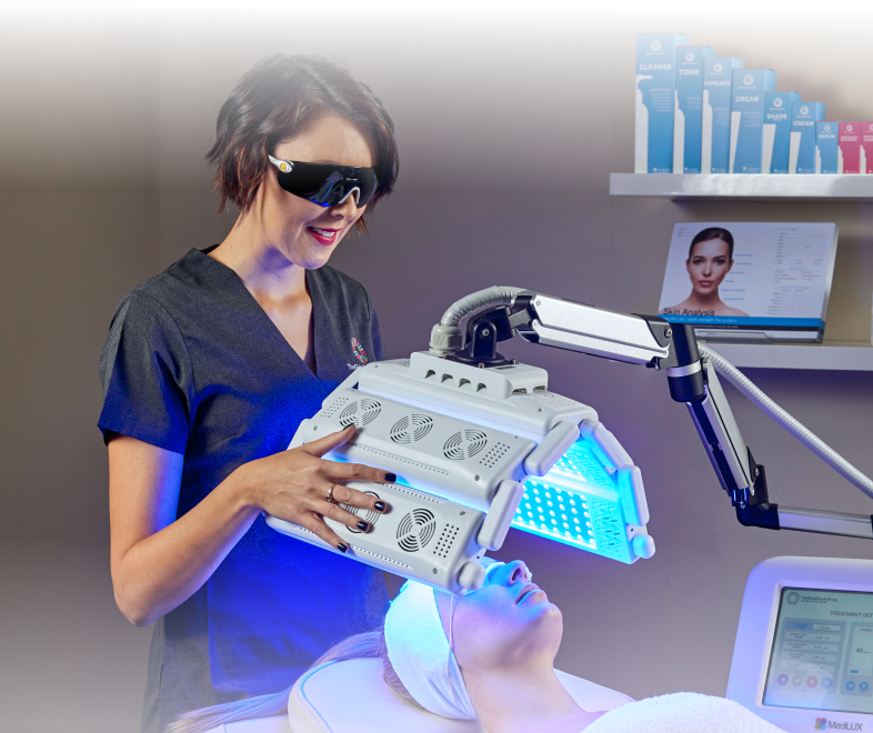 A versatile, medical-grade LED system offering customisable treatments for a wide range of skin concerns.